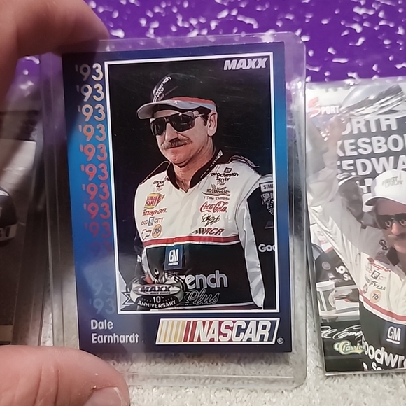 Dale Earnhardt Trading Cards - Picture 3 of 5